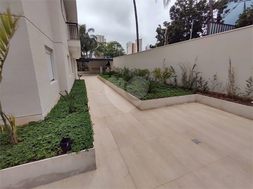 Apartamento Novo com 03 dormitórios em Santa Terezinha
