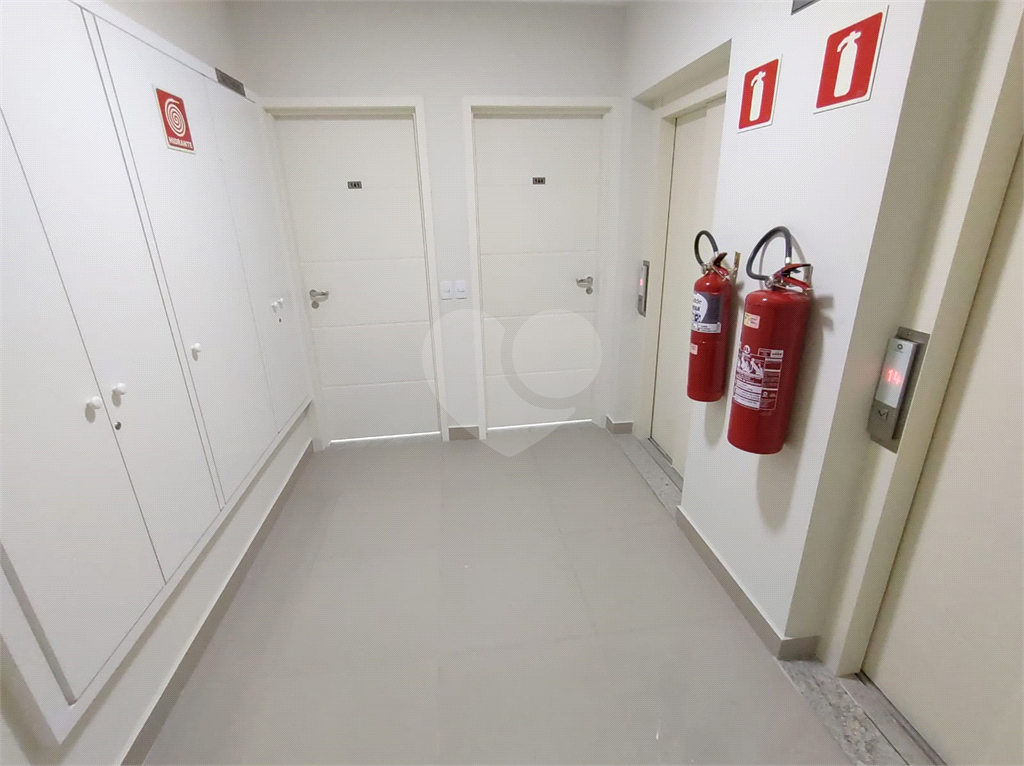 Apartamento Novo com 03 dormitórios em Santa Terezinha
