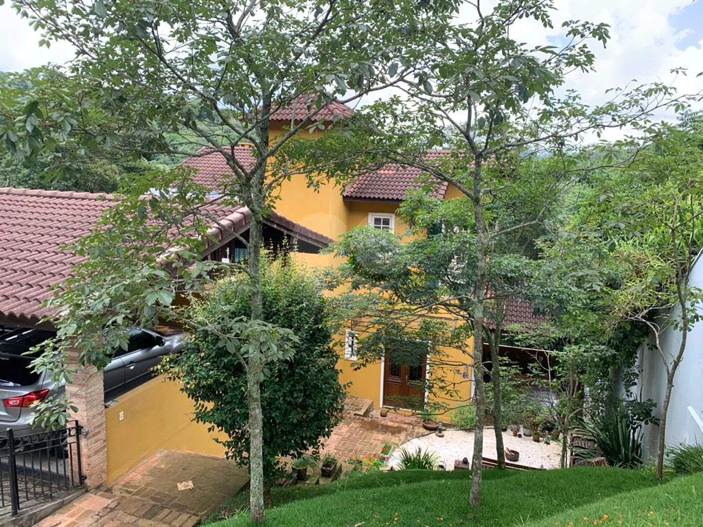 Casa de Condomínio à venda com 3 quartos, 280m² - Foto 1