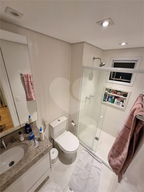 Apartamento mobiliado para locação em Santa Teresinha.