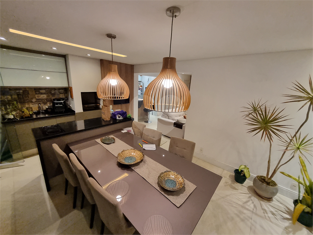 Apartamento mobiliado para locação em Santa Teresinha.