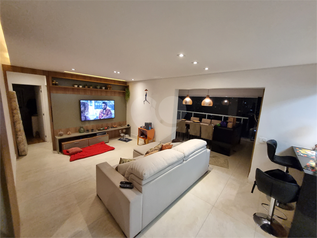 Apartamento mobiliado para locação em Santa Teresinha.