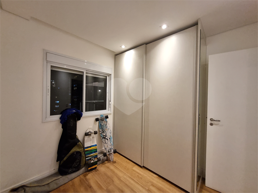 Apartamento mobiliado para locação em Santa Teresinha.