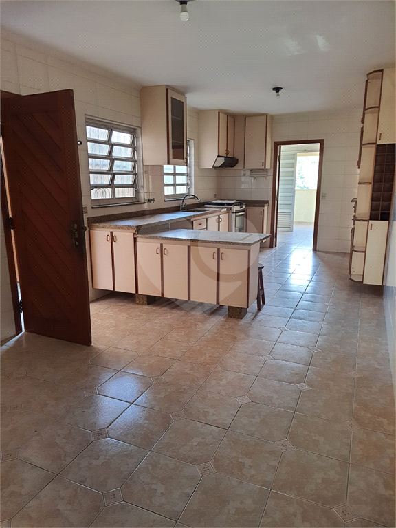SOBRADO em VILA PEREIRA BARRETO