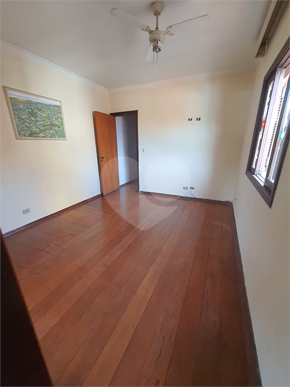 SOBRADO em VILA PEREIRA BARRETO