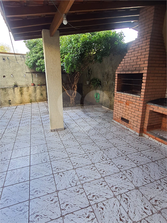 SOBRADO em VILA PEREIRA BARRETO