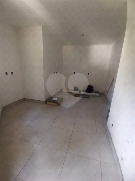 PREDIO NOVO NA CADA VERDE 