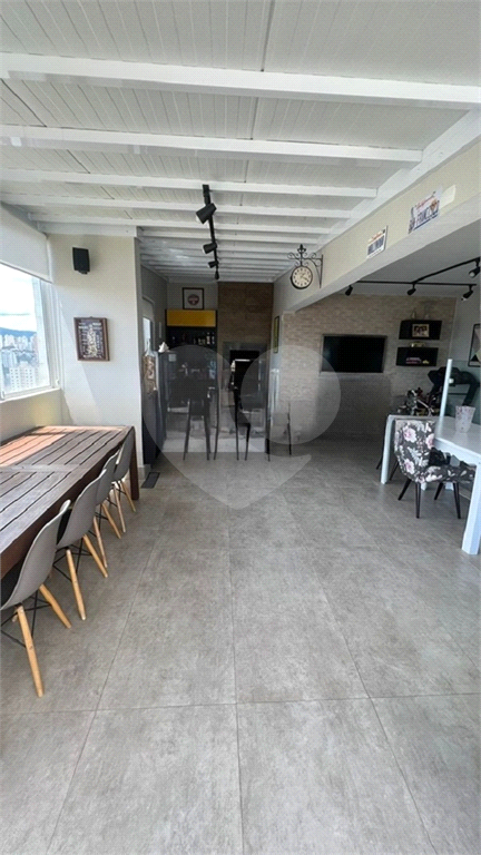 Cobertura duplex de 177m² com 3 quartos em Santa Terezinha