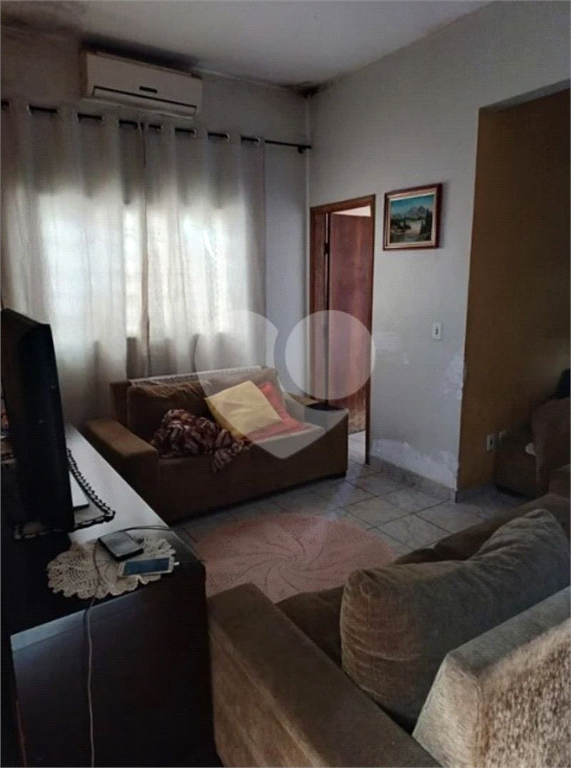 Casa à venda com 4 quartos, 225m² - Foto 24