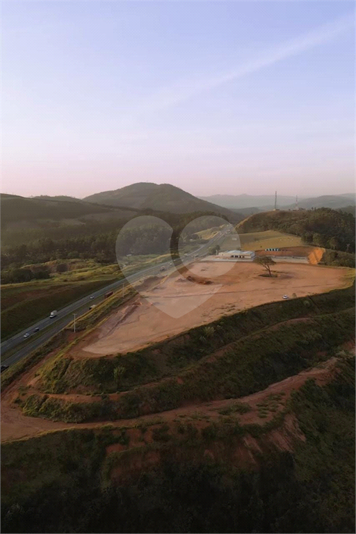 Terreno a venda na Rodovia Fernão Dias km 17 na cidade de  Bragança Paulista- SP