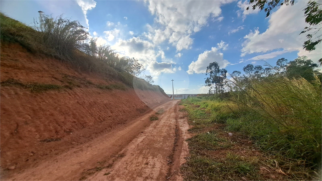 Terreno a venda na Rodovia Fernão Dias km 17 na cidade de  Bragança Paulista- SP