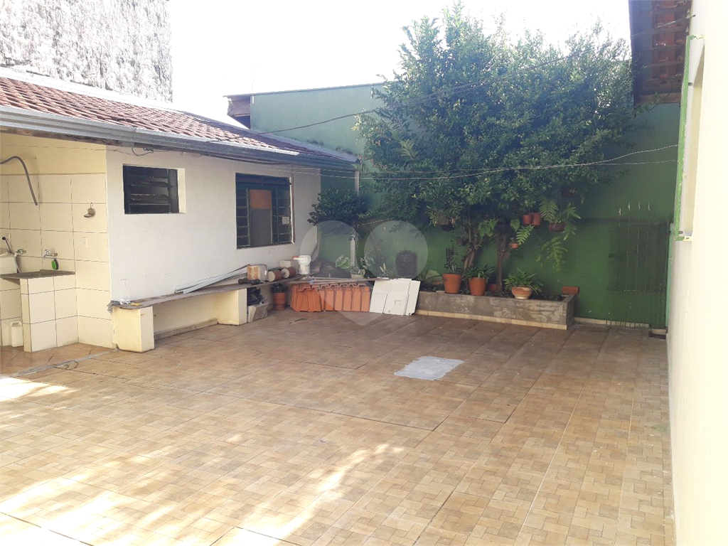 Casa à venda com 2 quartos, 180m² - Foto 18