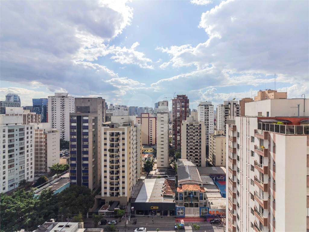Apartamento para venda com 152,7 de área, três suítes, duas vagas na Vila Olímpia!