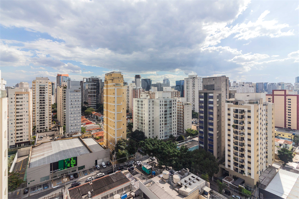 Apartamento para venda com 152,7 m², três suítes, duas vagas, na Vila Olímpia!