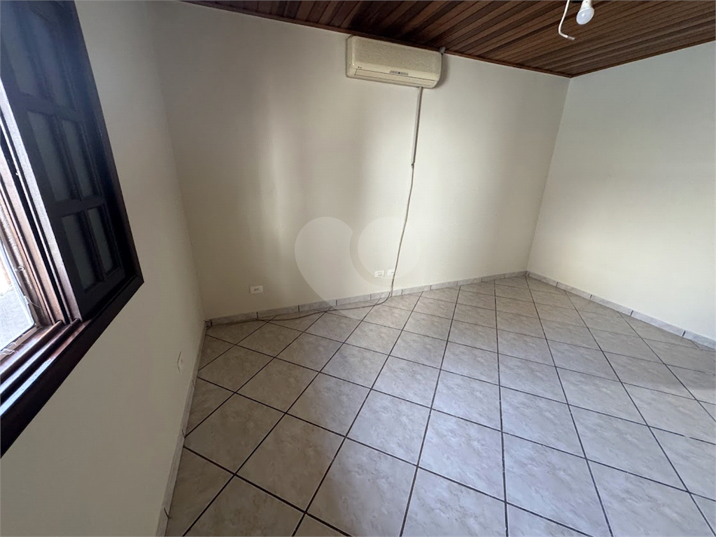 BELA VISTA - SOBRADO REFORMADO EM VILA FECHADA !