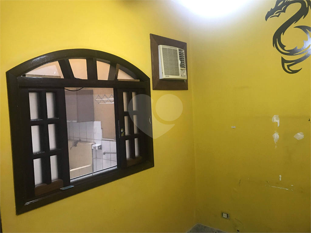 BELA VISTA - SOBRADO EM VILA FECHADA !
