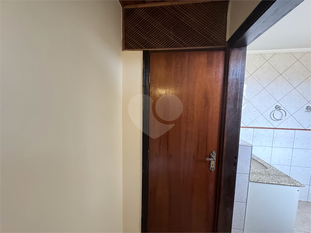 BELA VISTA - SOBRADO REFORMADO EM VILA FECHADA !
