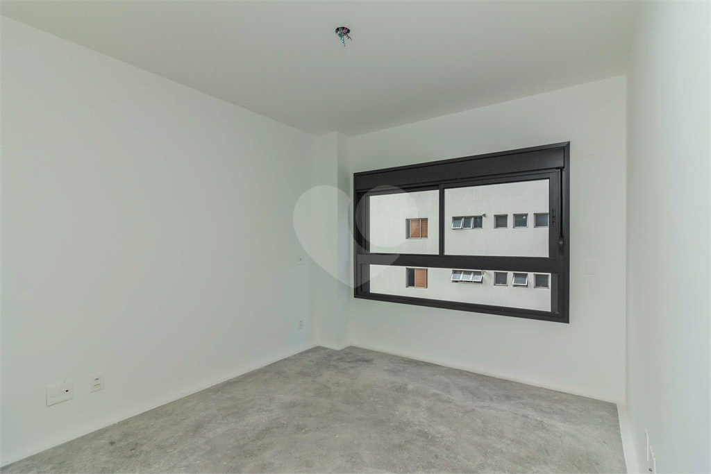 Apartamento para Venda com 152m², três suítes, duas vagas na Vila Olímpia!