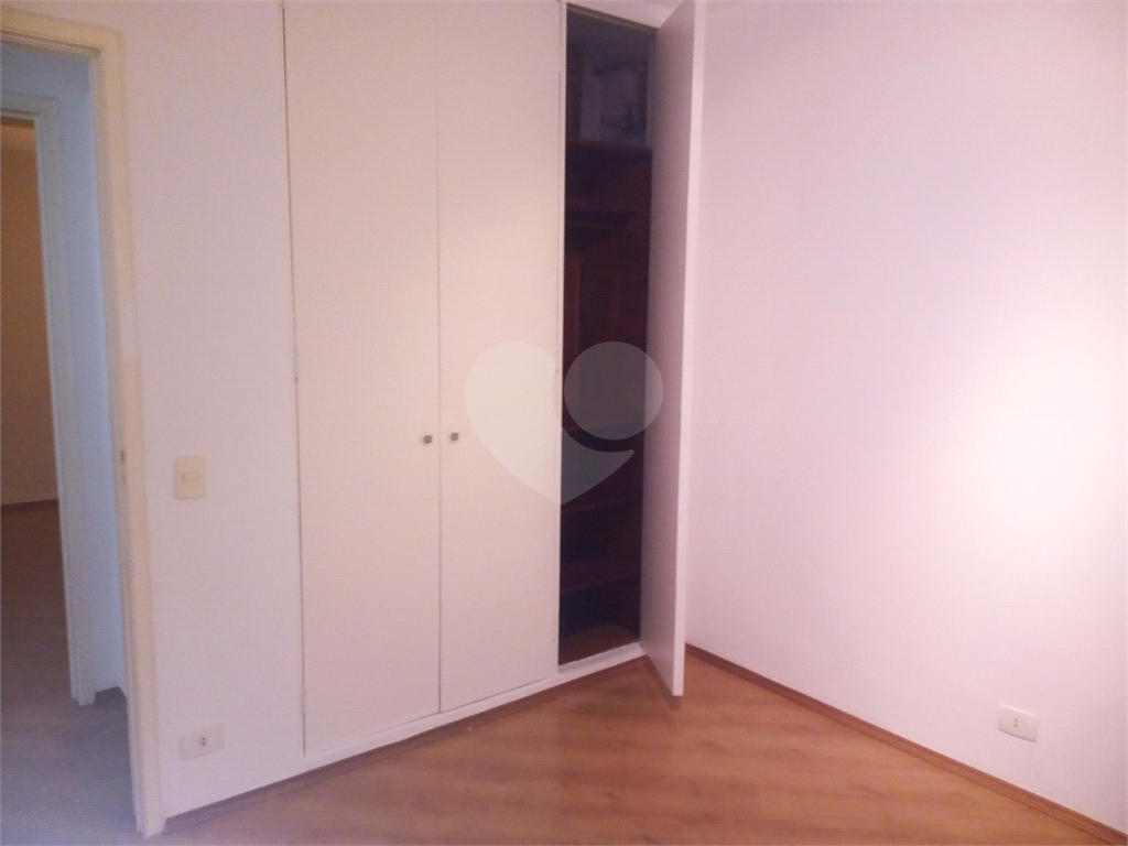 Apartamento de três dormitóris com 134m² no Itaim Bibi
