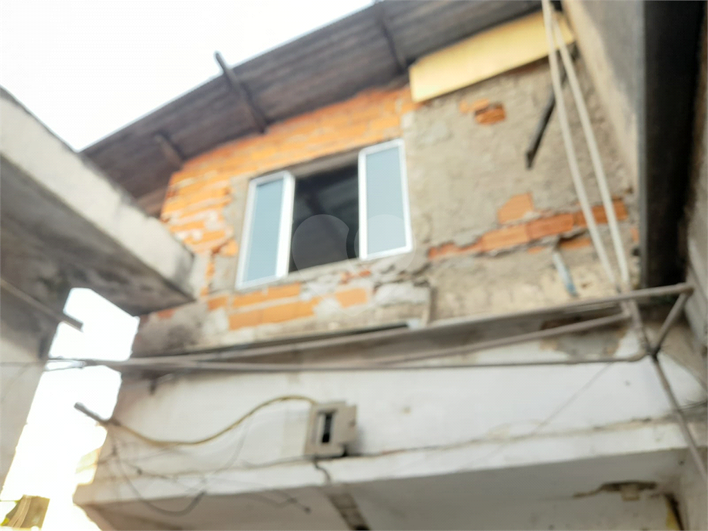 Casa com 187 m2 - Pq Edu Chaves e terrreno com 300 metros - com 4 casas construidas, e 3 vagas .