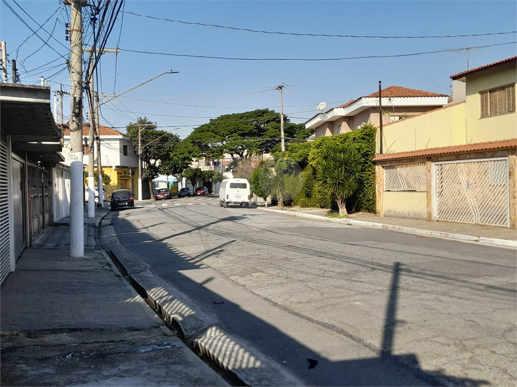Casa com 187 m2 - Pq Edu Chaves e terrreno com 300 metros - com 4 casas construidas, e 3 vagas .