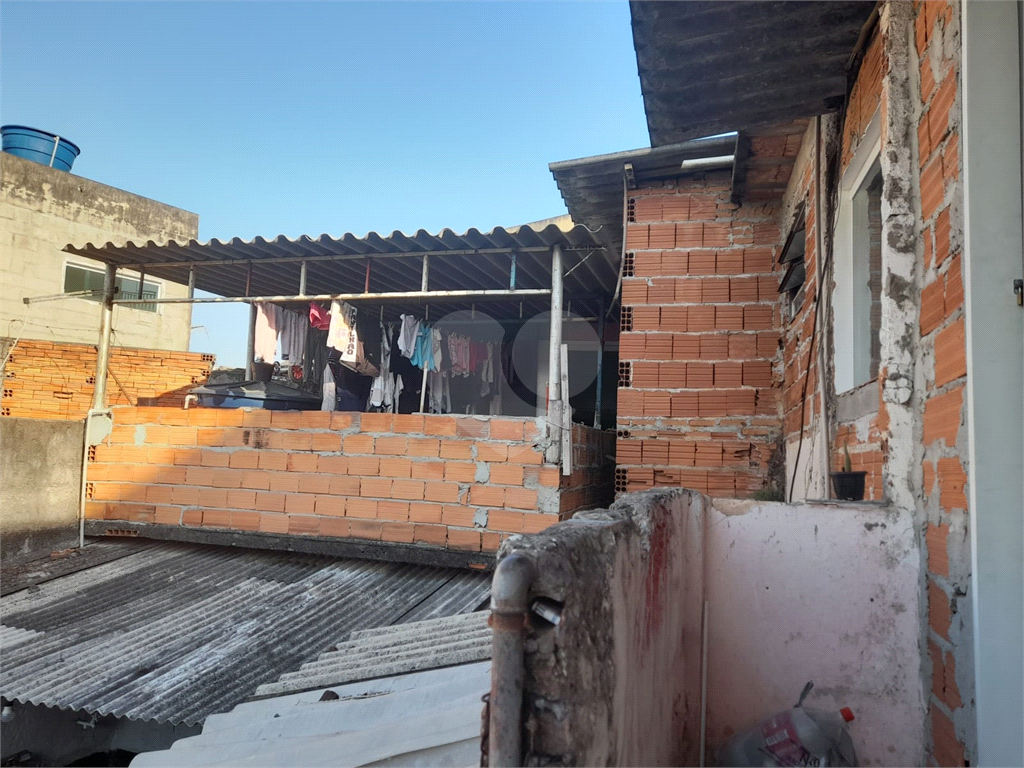 Casa com 187 m2 - Pq Edu Chaves e terrreno com 300 metros - com 4 casas construidas, e 3 vagas .