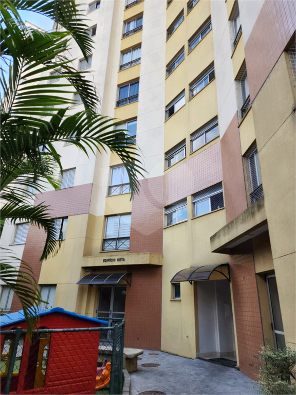 APARTAMENTO em PENHA