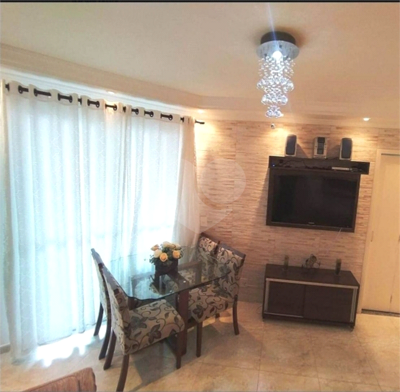 Apartamento para venda na Vila Bela Vista - 2 quartos - 1 vaga.
