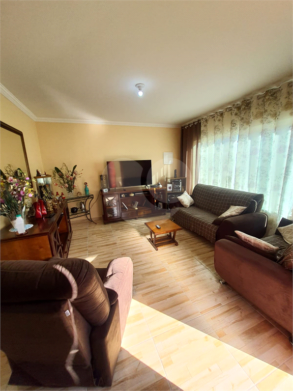 Casa térrea em Pirituba com 30 vagas!!!