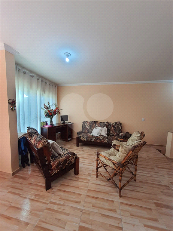 Casa térrea em Pirituba com 30 vagas!!!