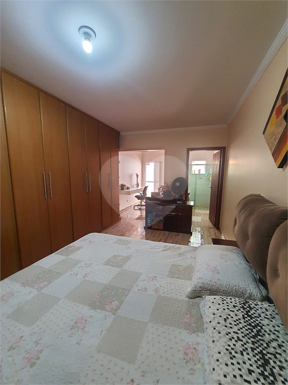 Casa térrea em Pirituba com 30 vagas!!!