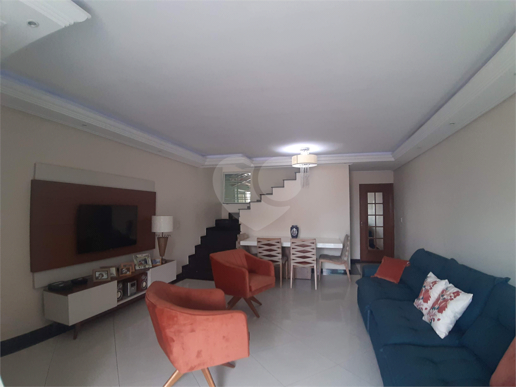 SOBRADO 3 DTS 3 SUITES 3 VAGAS PRÓXIMO AVENIDA GUAPIRA E METRO TUCURUVI