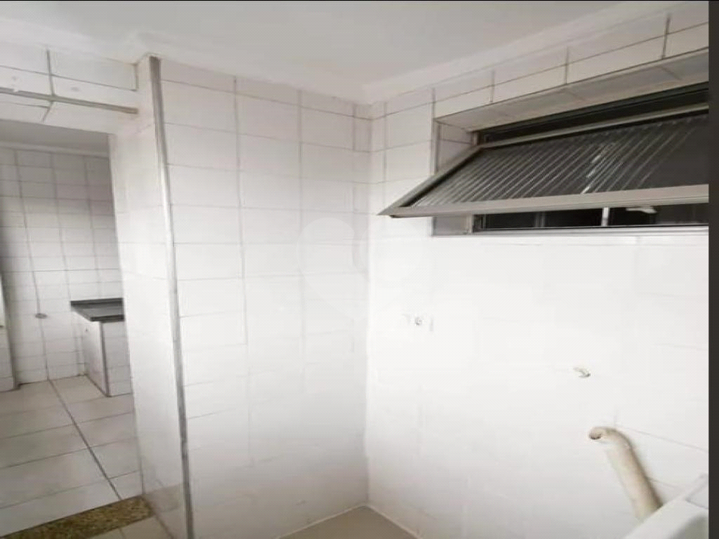 Apartamento à venda e aluguel com 1 quarto, 40m² - Foto 23