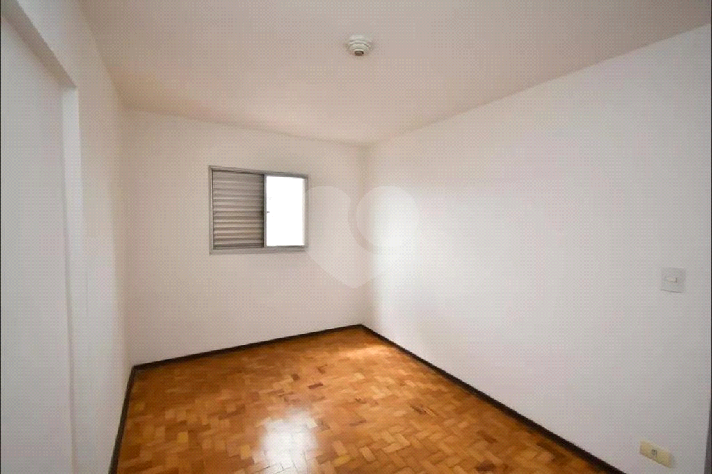 Apartamento à venda e aluguel com 1 quarto, 40m² - Foto 9