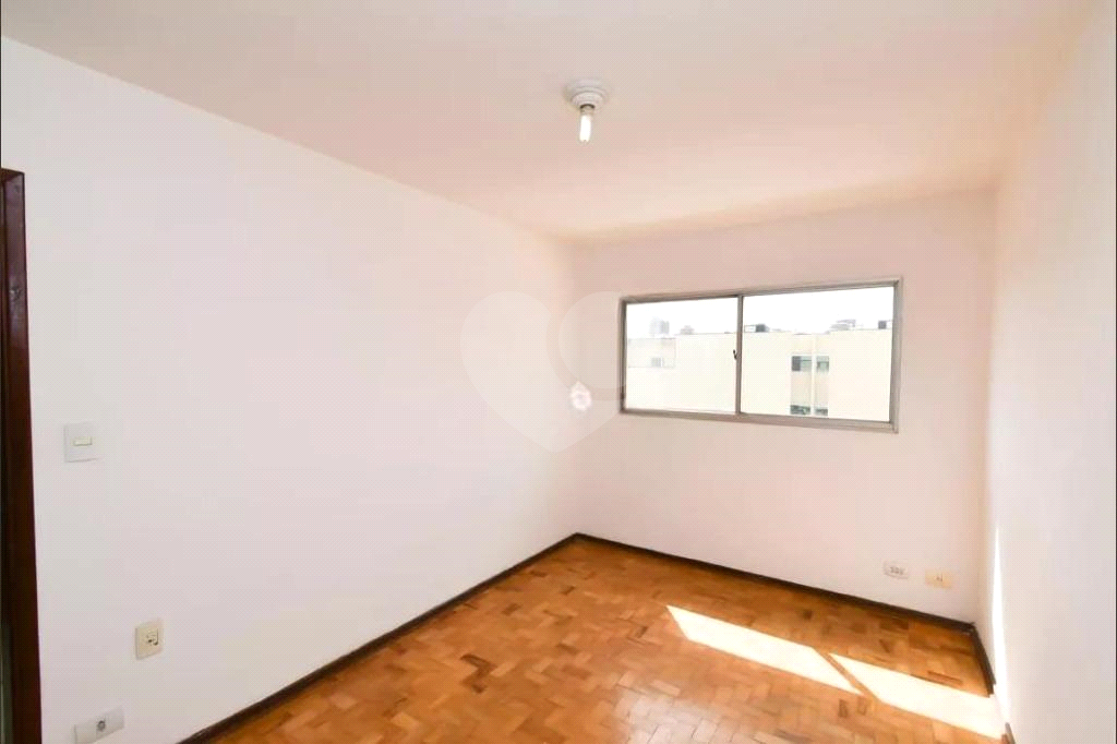 Apartamento à venda e aluguel com 1 quarto, 40m² - Foto 5