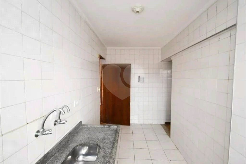 Apartamento à venda e aluguel com 1 quarto, 40m² - Foto 17