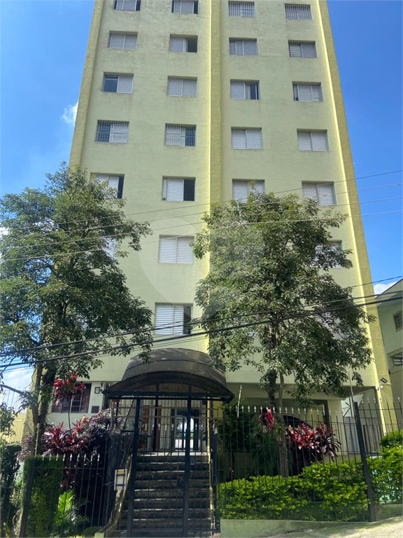 APARTAMENTO em TUCURUVI