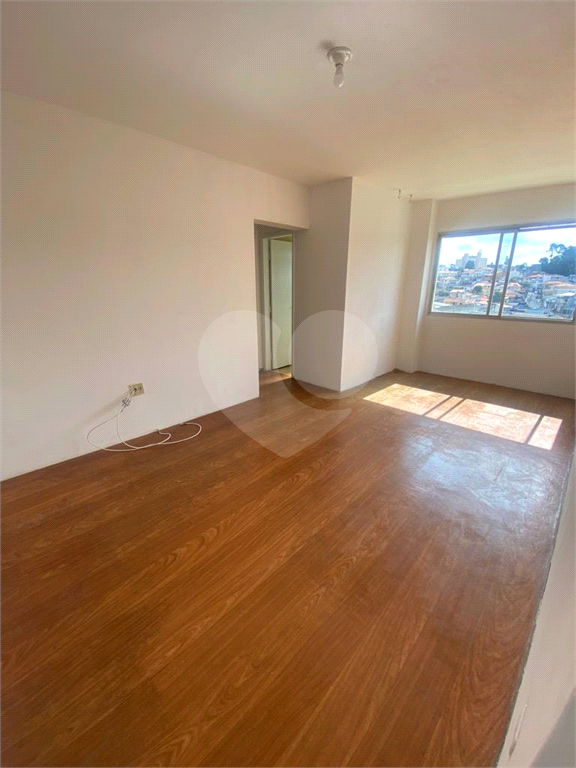 APARTAMENTO em TUCURUVI