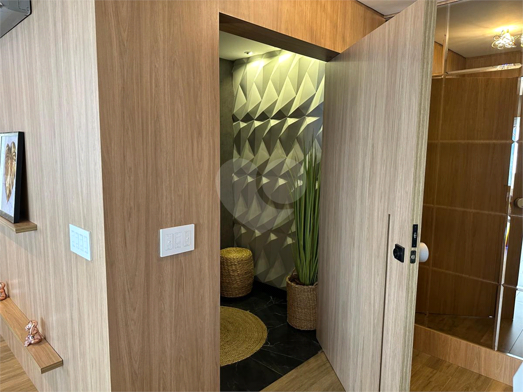 Cobertura mobiliada à venda no Butantã de 171 m², 3 suítes, varanda gourmet, 5 banheiros, 3 vagas