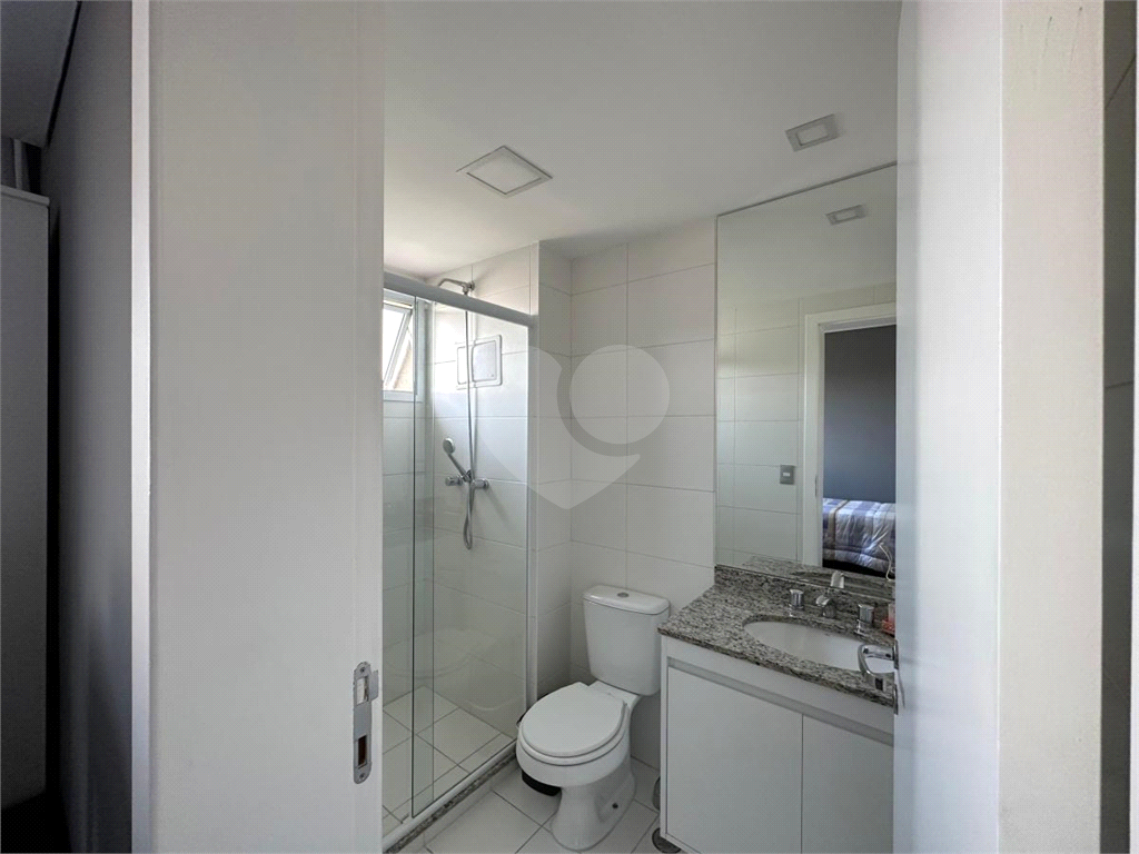 Cobertura mobiliada à venda no Butantã de 171 m², 3 suítes, varanda gourmet, 5 banheiros, 3 vagas