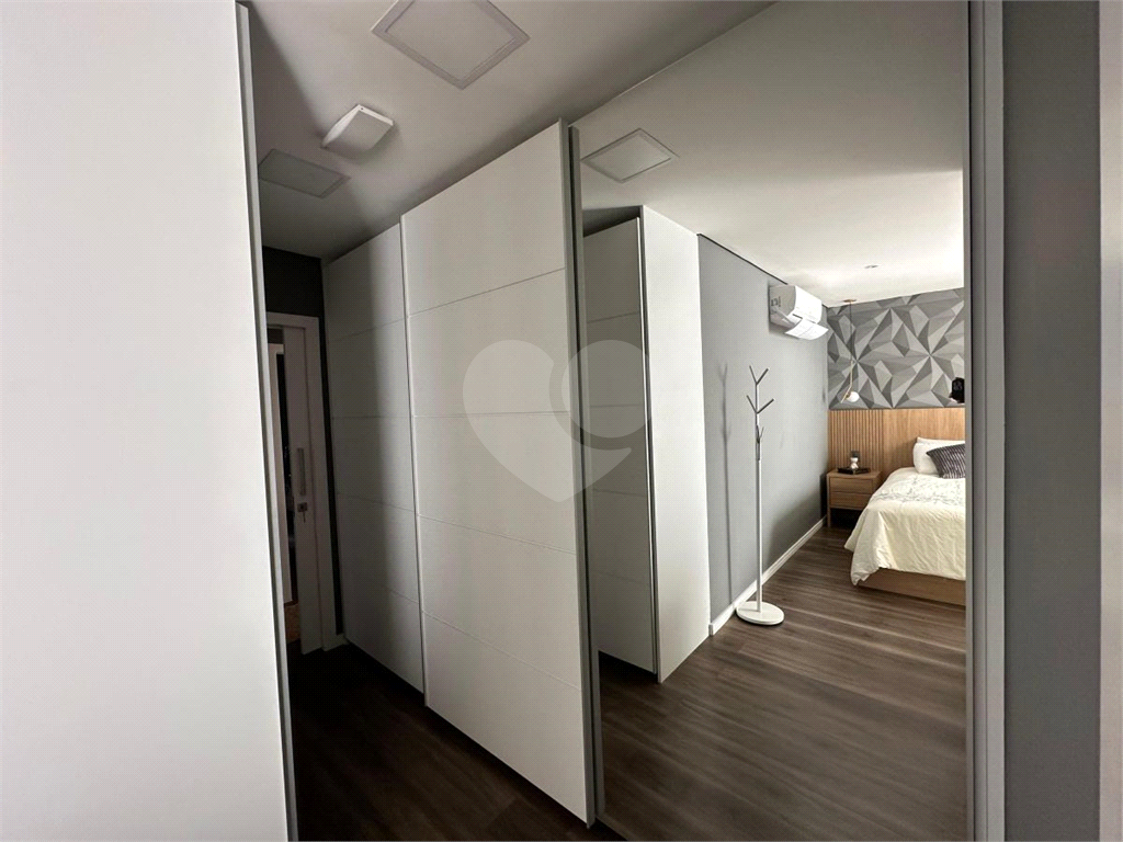 Cobertura mobiliada à venda no Butantã de 171 m², 3 suítes, varanda gourmet, 5 banheiros, 3 vagas