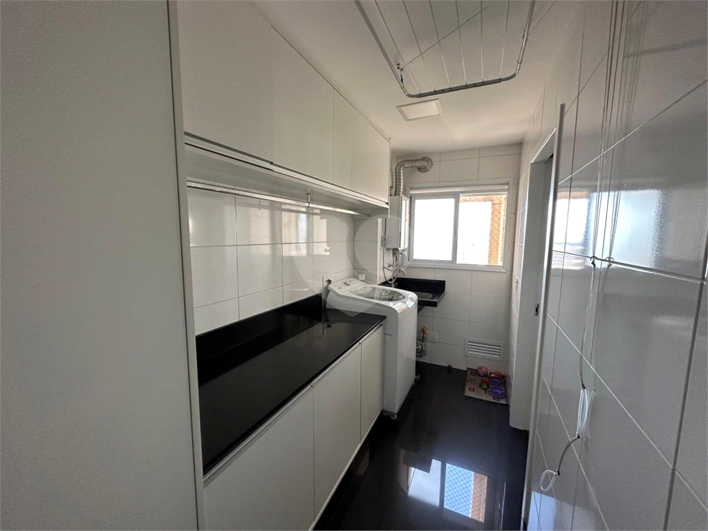 Cobertura mobiliada à venda no Butantã de 171 m², 3 suítes, varanda gourmet, 5 banheiros, 3 vagas