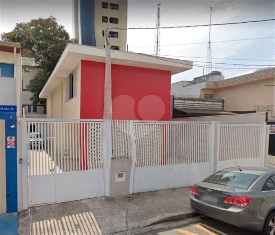 Casa para alugar com 3 quartos, 130m² - Foto 1