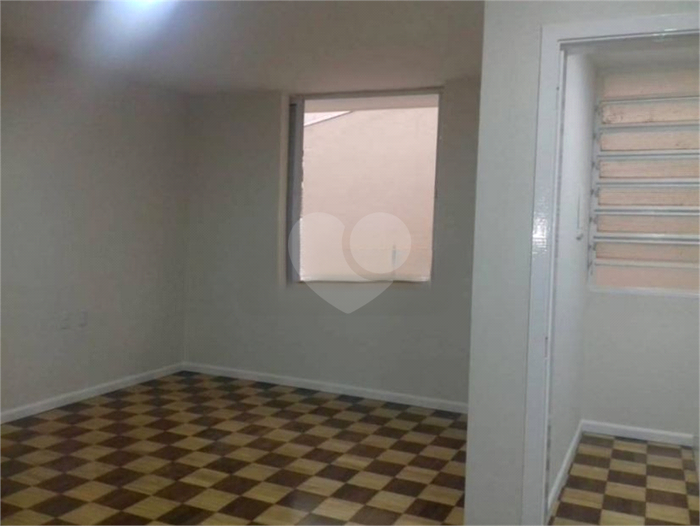 Casa para alugar com 3 quartos, 130m² - Foto 15