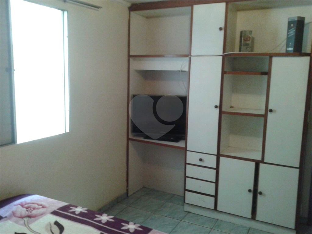APARTAMENTO em JARDIM GUARULHOS