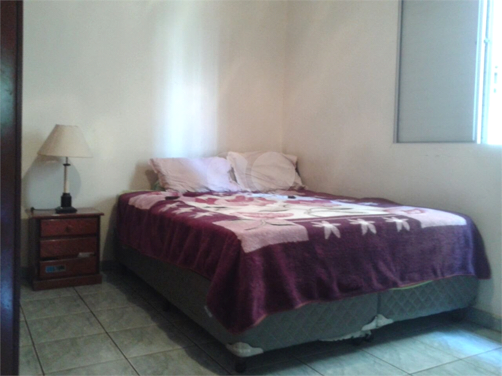 APARTAMENTO em JARDIM GUARULHOS