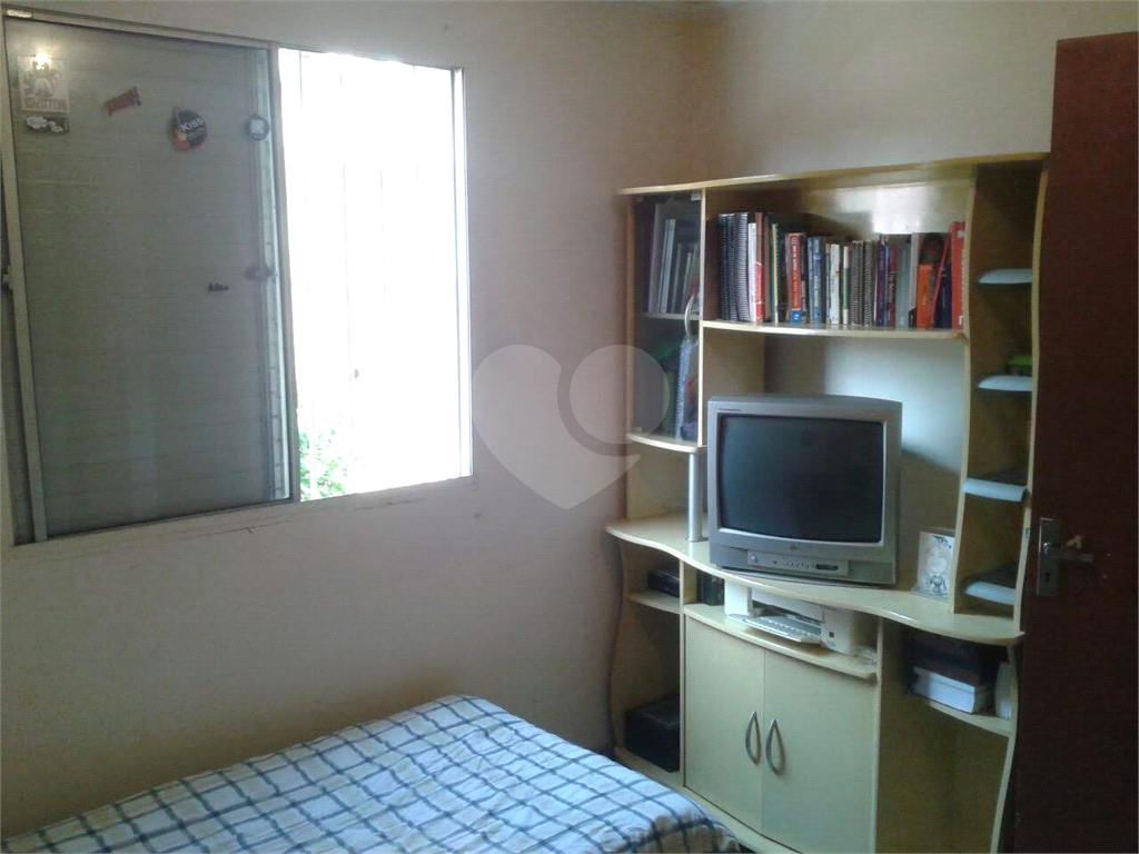 APARTAMENTO em JARDIM GUARULHOS