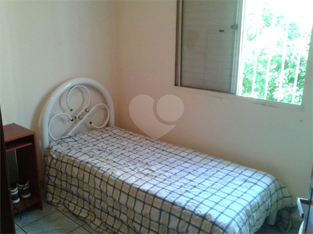 APARTAMENTO em JARDIM GUARULHOS