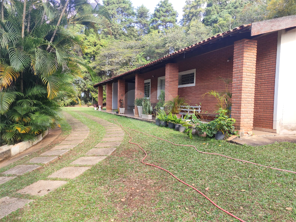 Chácara à venda com 3 quartos, 313m² - Foto 3