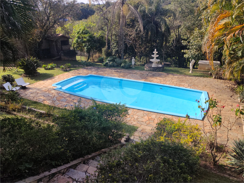 Chácara à venda com 3 quartos, 313m² - Foto 9